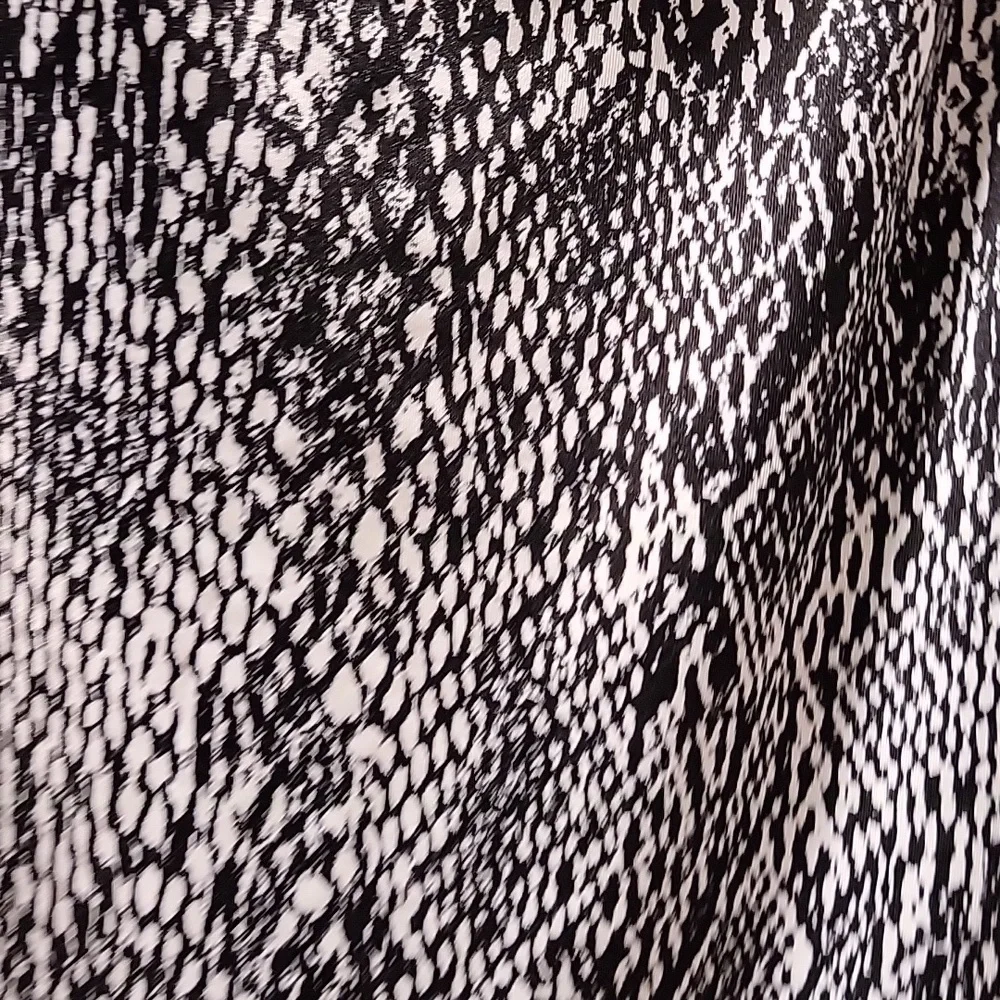 Snakeskin print tank top - Picture 2 of 5